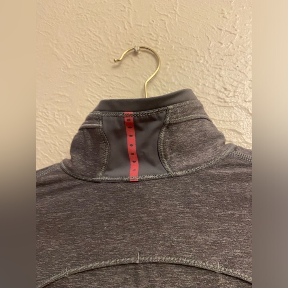 Lululemon sweater - Picture 8 of 9
